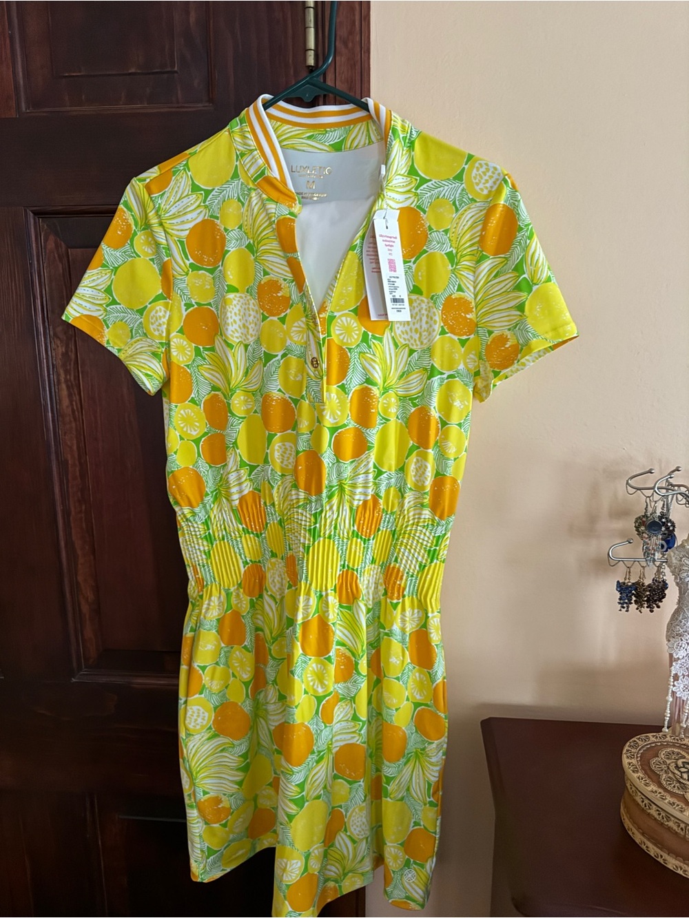 NWT Lilly Pulitzer M Love Active Zesty Yellow Orange Lemon Short Sleeve Dress